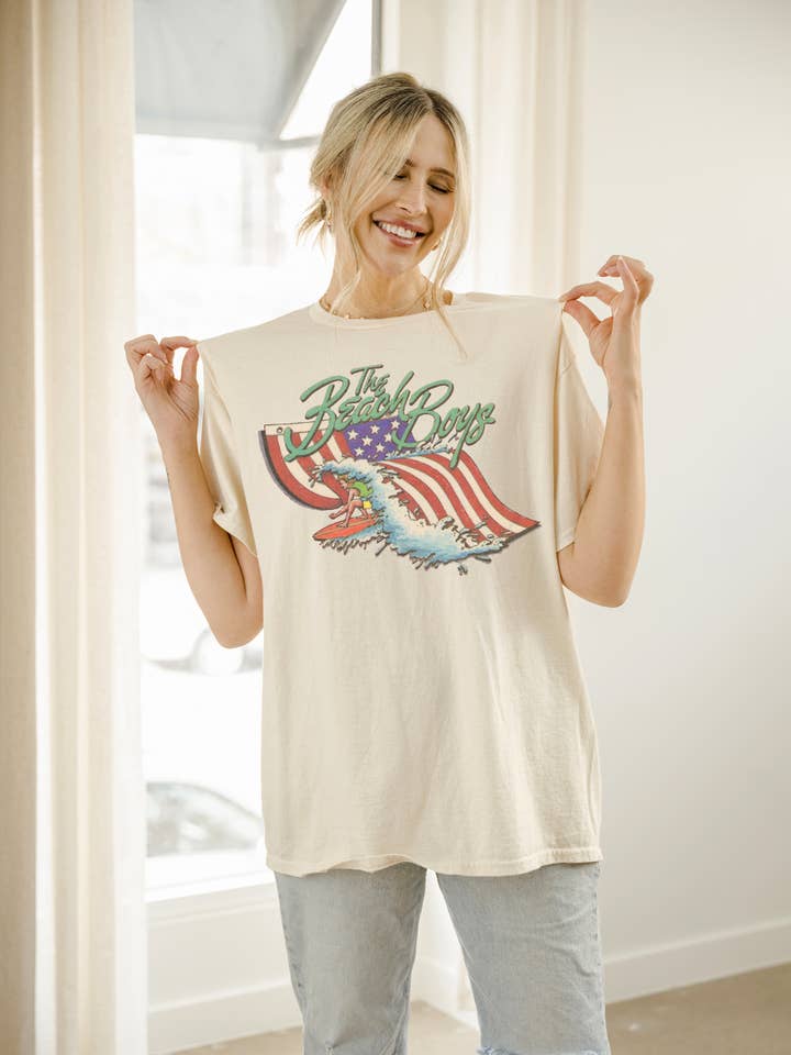 LivyLu - Wholesale T-Shirt (Graphic) - Unisex - Beach Boys Backstage Flag Off White Thrifted Tee