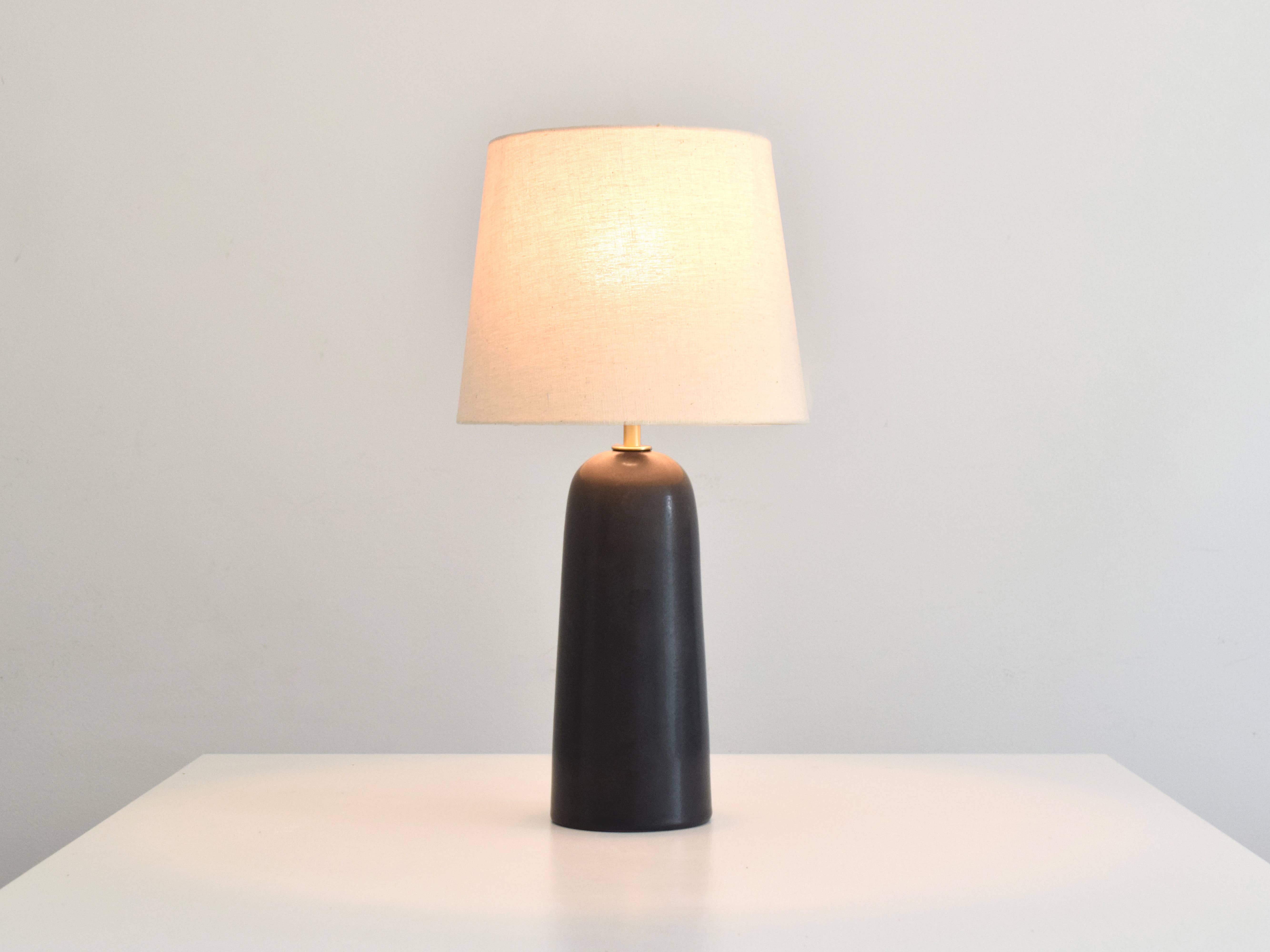 DEBARRO - Furniture | Lamps | Ceramics | Handmade – wholesale Accent-/skrivbordslampa – Armona svart - handgjord bordslampa6
