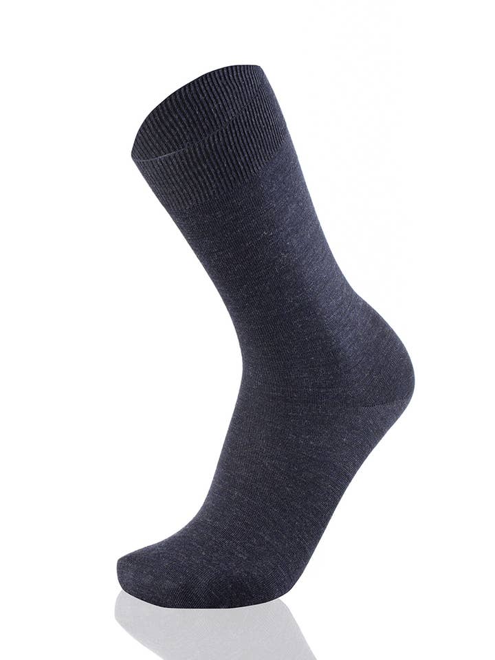 Effen marineblauwe sokken van 100% merinowol voor wholesale door WestMister