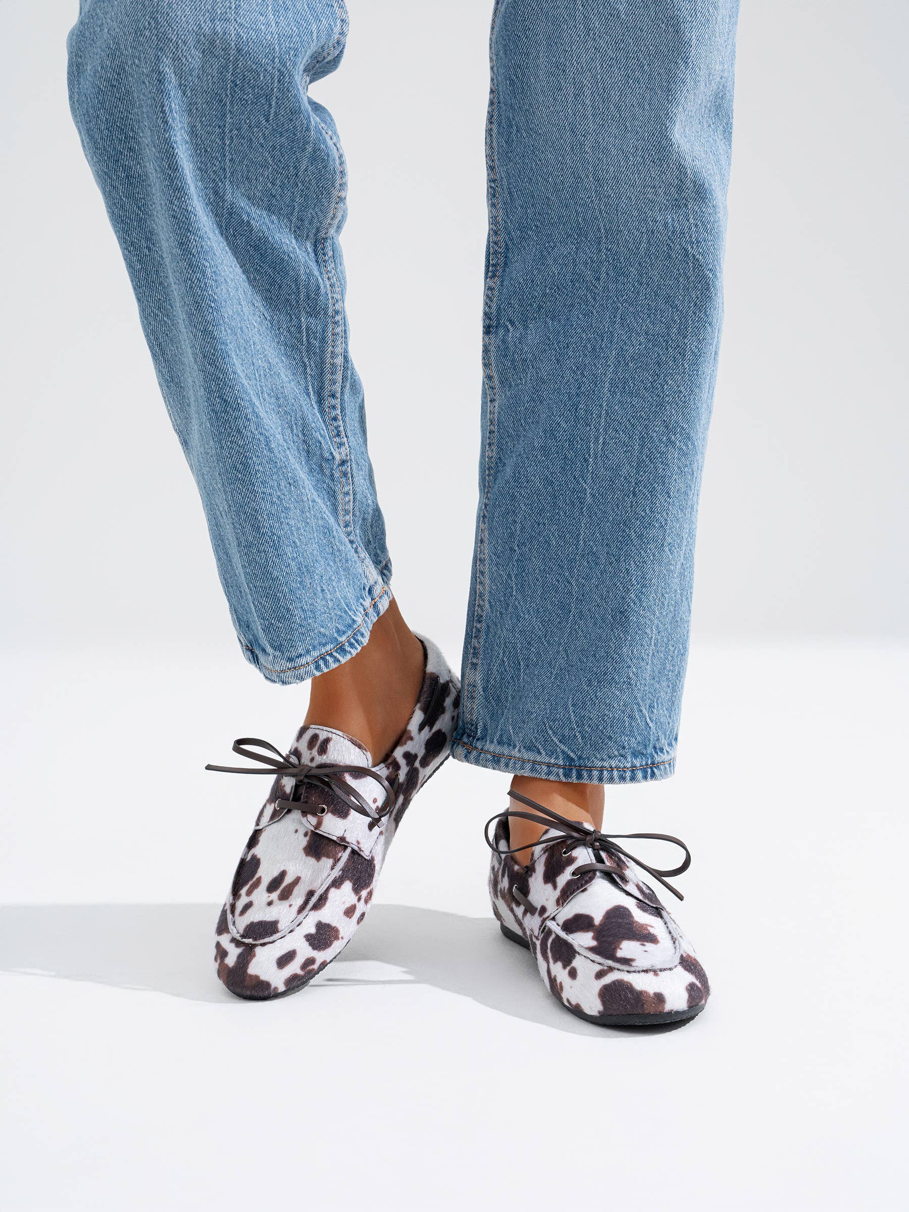 CEREZA - Vendita all'ingrosso Mocassini - Donna - MOCASSINO IN CAMOSCIO NAUTICO CON LACCI10