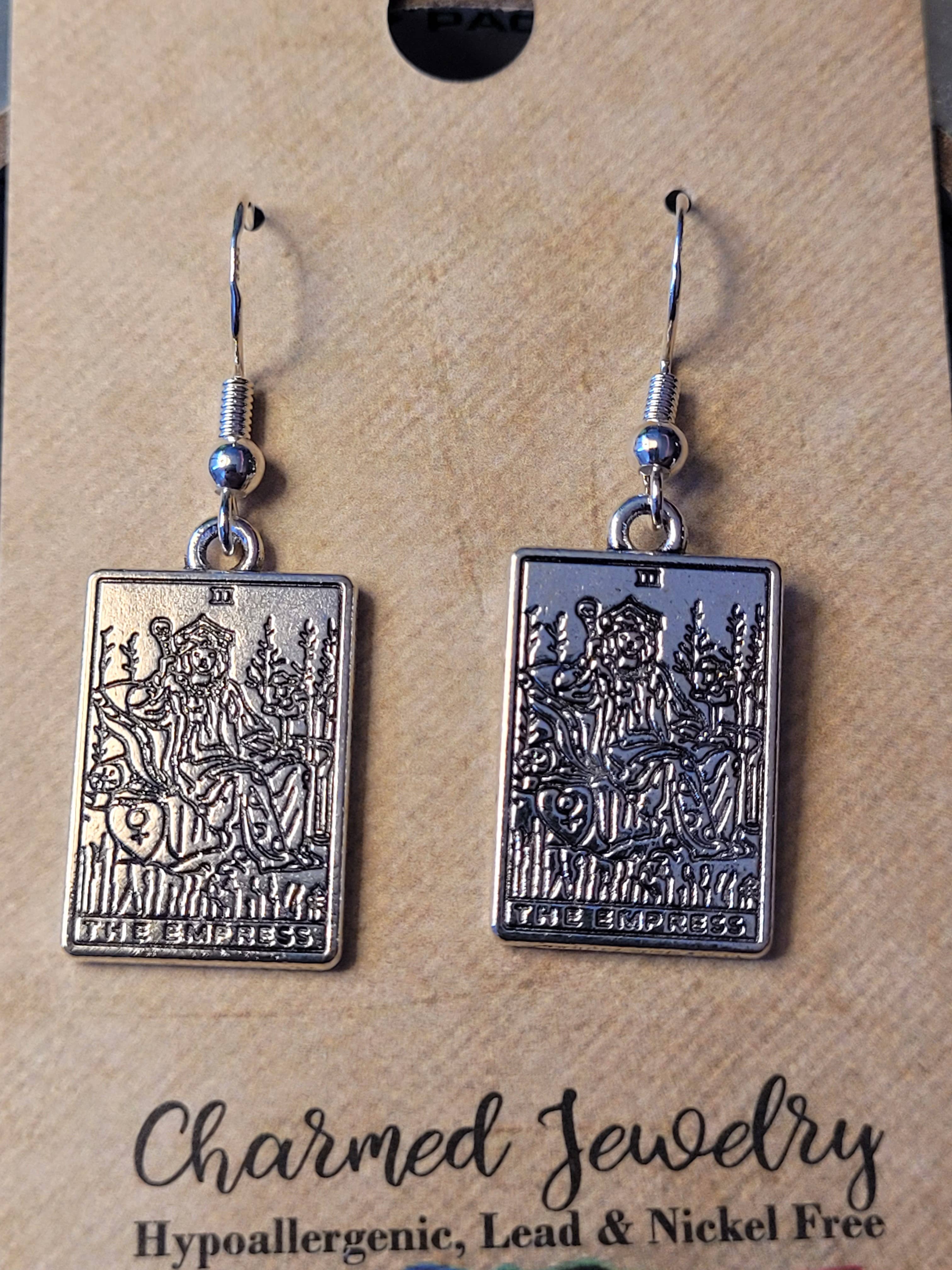 Con-Quest Crafts - Wholesale Dangle Earrings - Silver Tarot cards Earrings - Various card designs.14