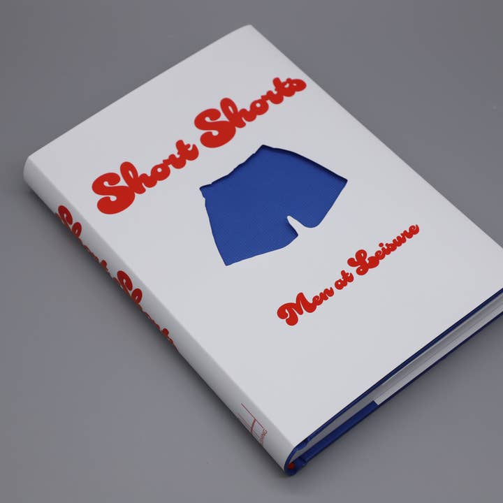 Shorts courts : Hommes en détente pour la vente par Anderson House Publishing