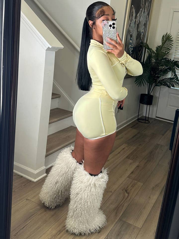 MB Fashion Wholesale - Wholesale Activewear Set - Women's - MB FASHION Two Piece Workout Set - Cropped Zip-Up Jacket & High Waisted Biker Shorts 51031