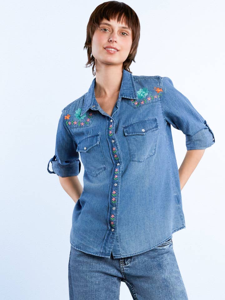 Chemise à deux étapes pour la vente par Billy T