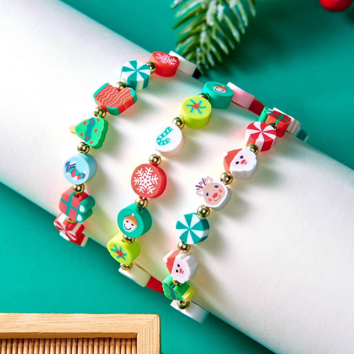 ACCITY - Wholesale Beaded Bracelet - CHRISTMAS SOFT SANTA CLAUS BRACELET_CWAJE23904