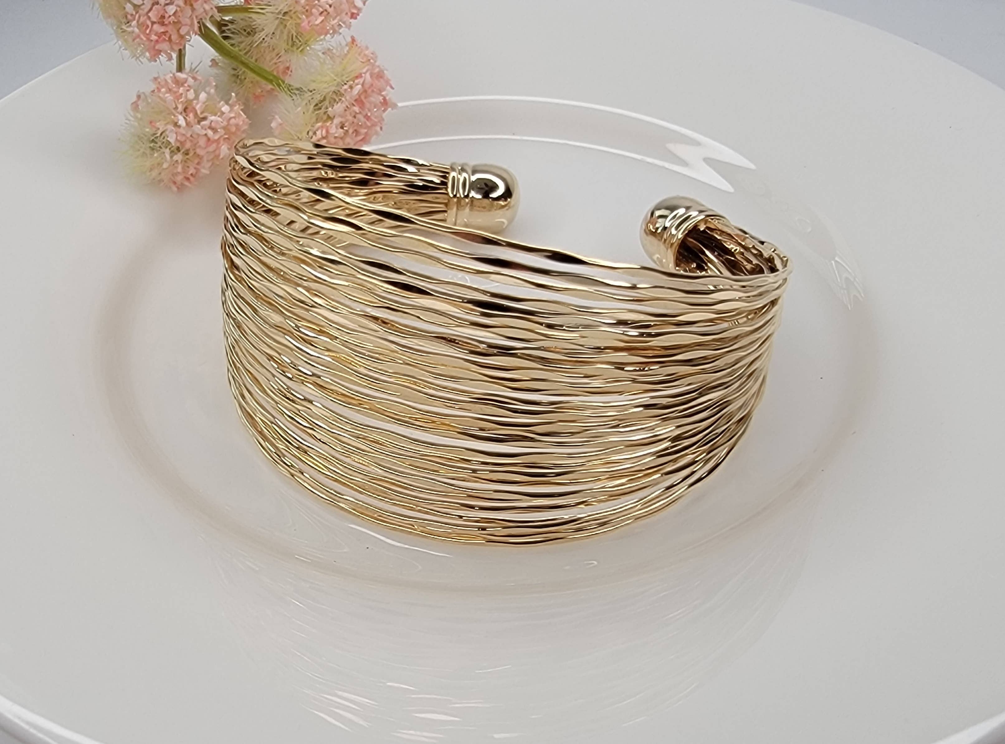 BETTYOH INC – wholesale Länkar och kedjearmband – FLERTRÅDIGT JUSTERBART ARMBAND.1