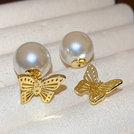 Stilrena pärlörhängen med elektroplätering för wholesale av Plush Looks