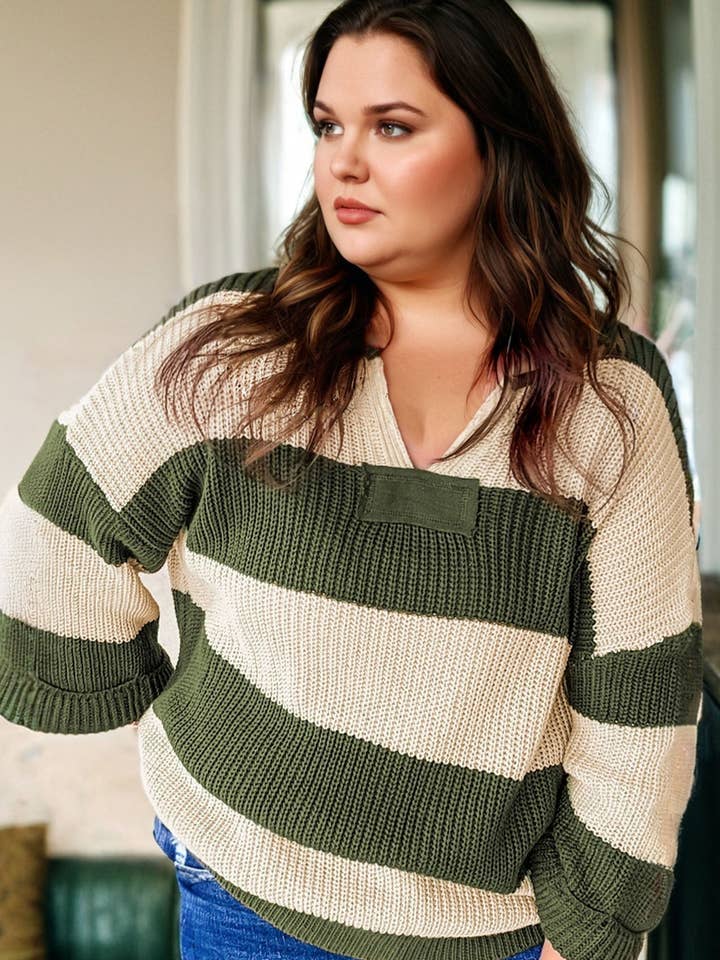 Plus size stribet farveblok sweater med hak i halsen for engroshandel hos PRETTY BASH