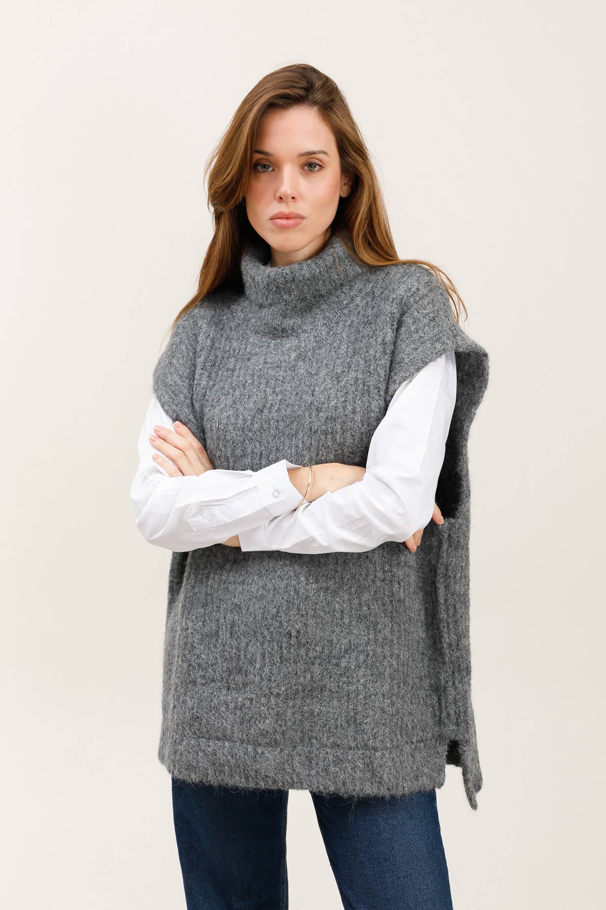 MOOYA - Wholesale Tunic Sweater - Women's - Sleeveless high-neck wool sweater - JS0021