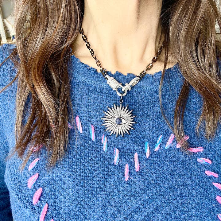 Love, Lisa - Vendita all'ingrosso Collana con ciondolo/pendaglio - Elegante collana Elaine Flower Evil Eye4