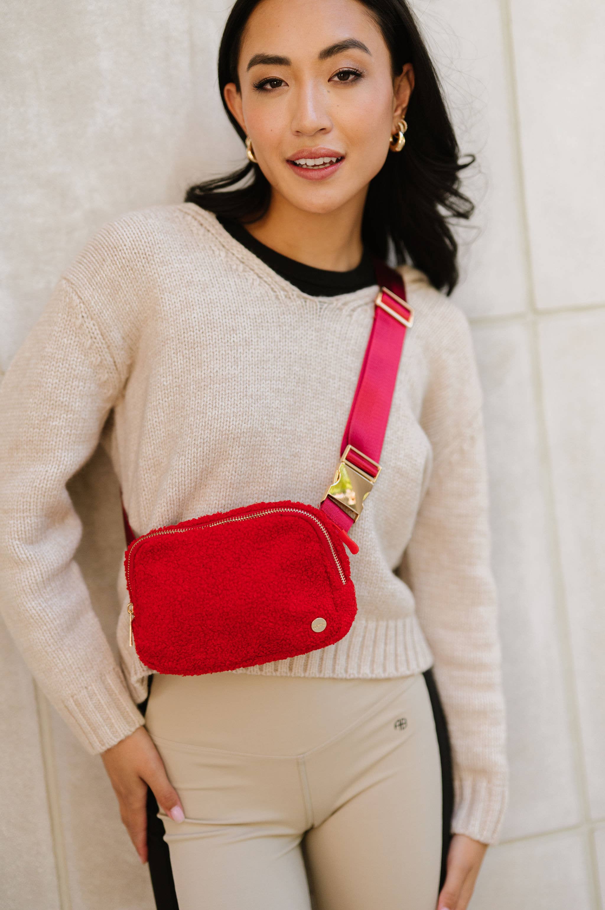 modern and chic - Wholesale Belt Bag - Women's - Aspen Sherpa Belt Bag - Crossbody Fanny Pack Waist Bag11