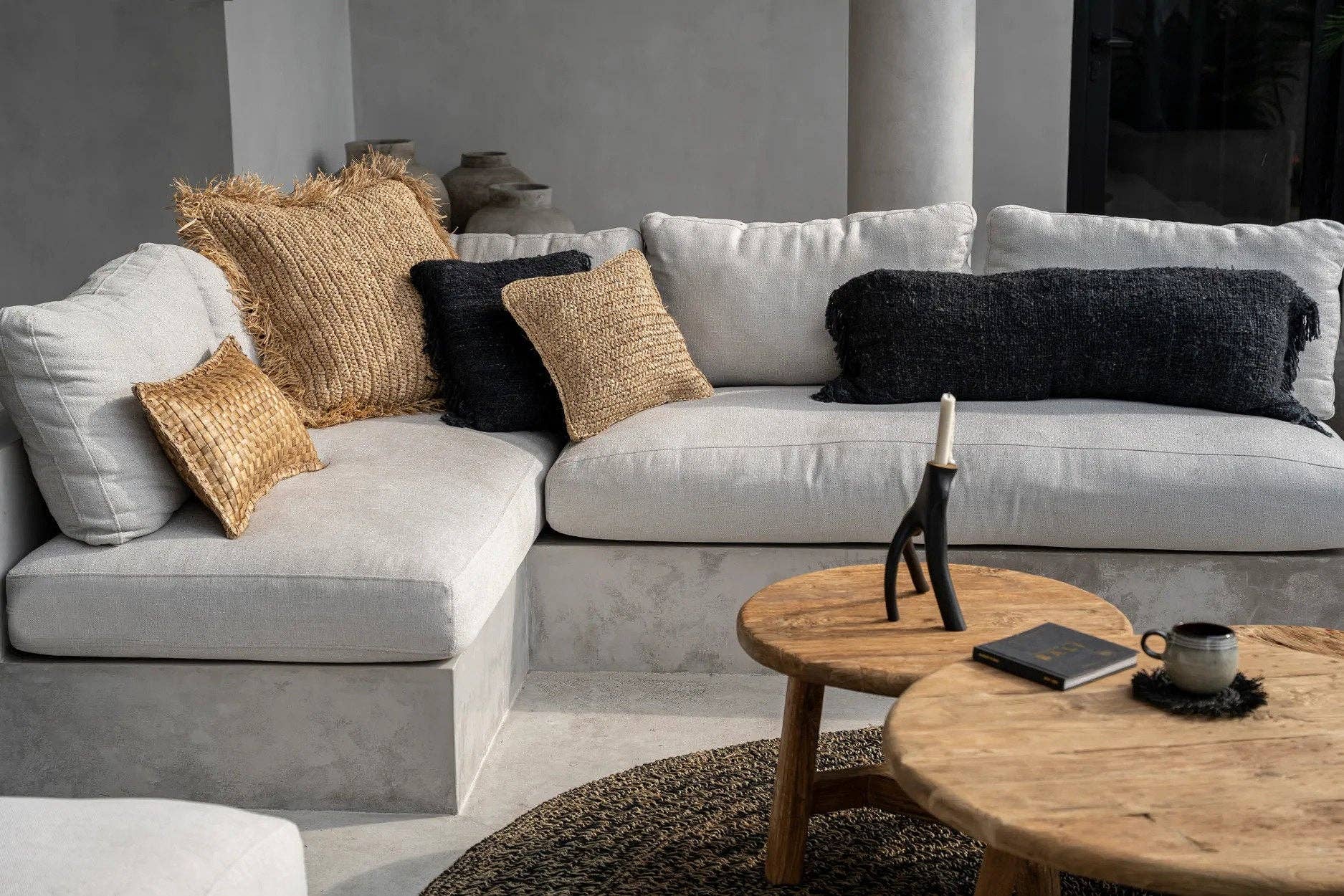 Bazar Bizar Living - Wholesale Throw Pillow Cover - The Raffia Flores Cushion Cover Square - Natural - 40x407