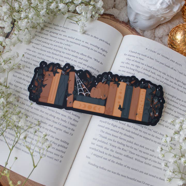 Meaggie Moos - Wholesale Bookmark - Spooky Halloween Bookshelf Die-Cut Bookmark