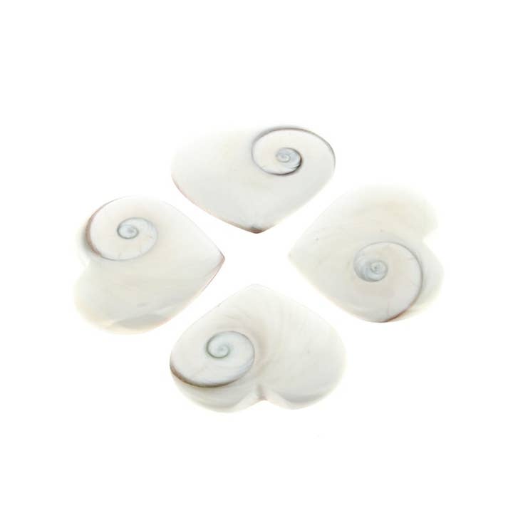 Artisans de Madagascar - Wholesale Spiritual Stone/Crystal - Heart Eye of Saint Lucia from 3 to 3.5 cm