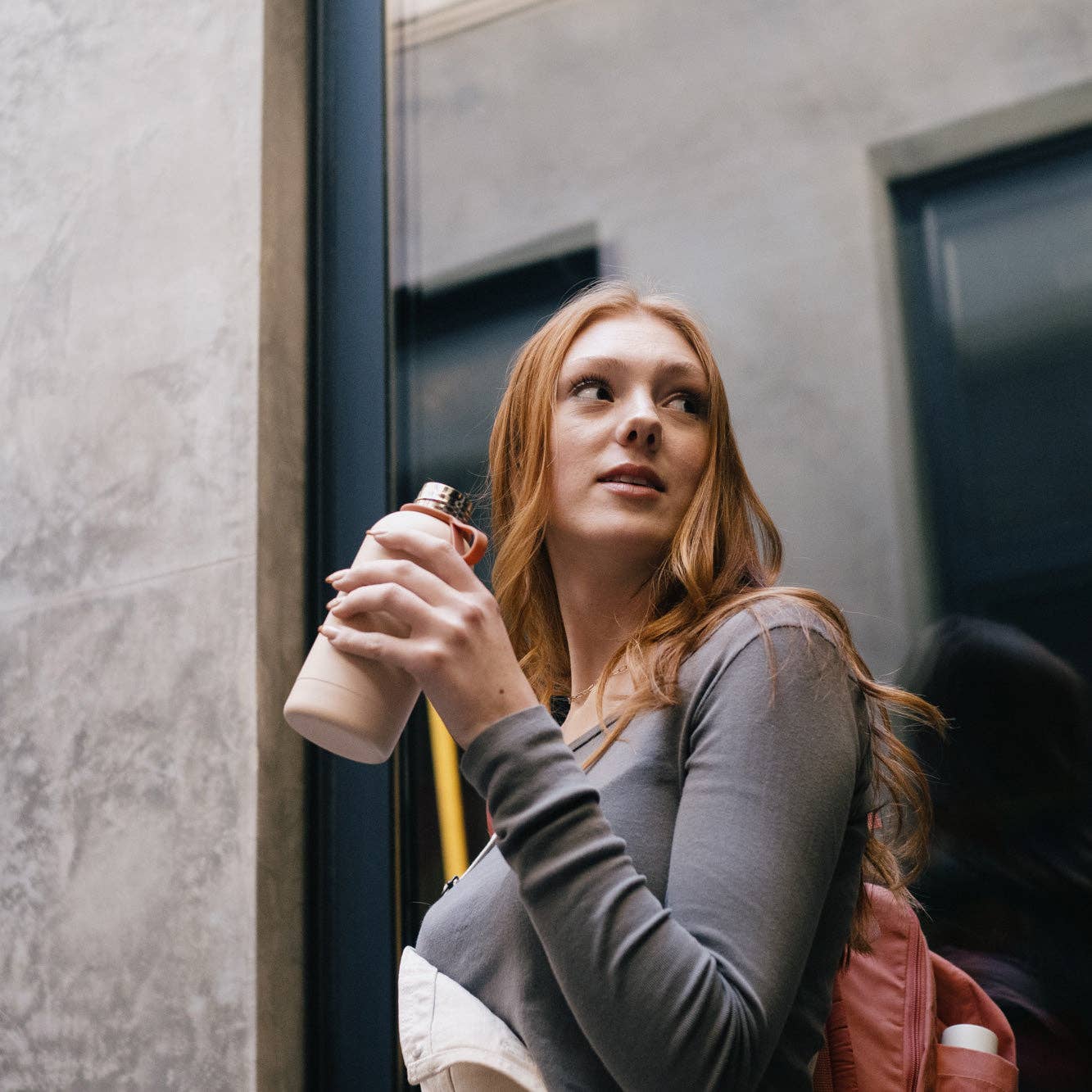 Fard Borraccia riutilizzabile termica 350 ml - colore blush in vendita all'ingrosso su Faire7