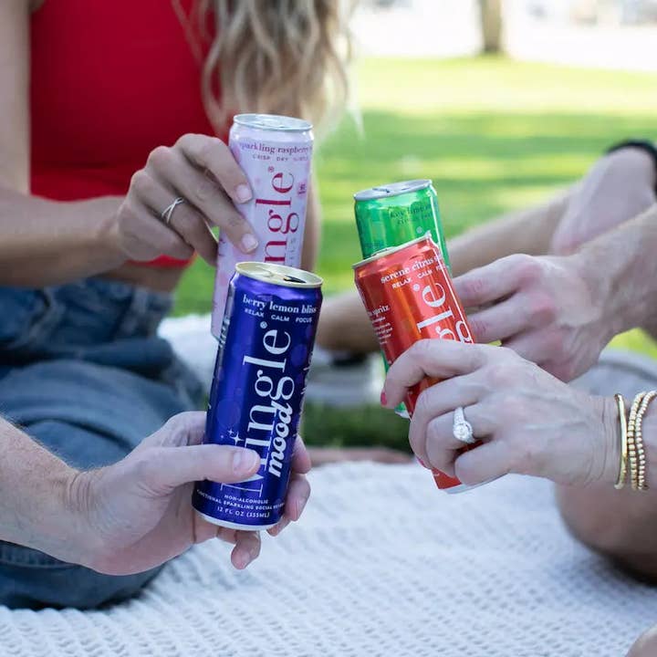 Mingle Mocktails - Wholesale Non-Alcoholic Aperitif/Mocktail - Berry Lemon Bliss - Sparkling Adaptogen Beverage7