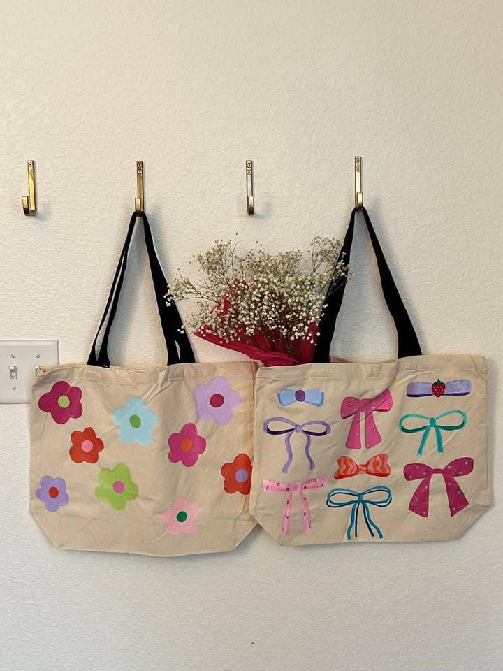 Sacola pintada à mão | Arcos e flores com tinta acrílica por atacado de Cositas HTX