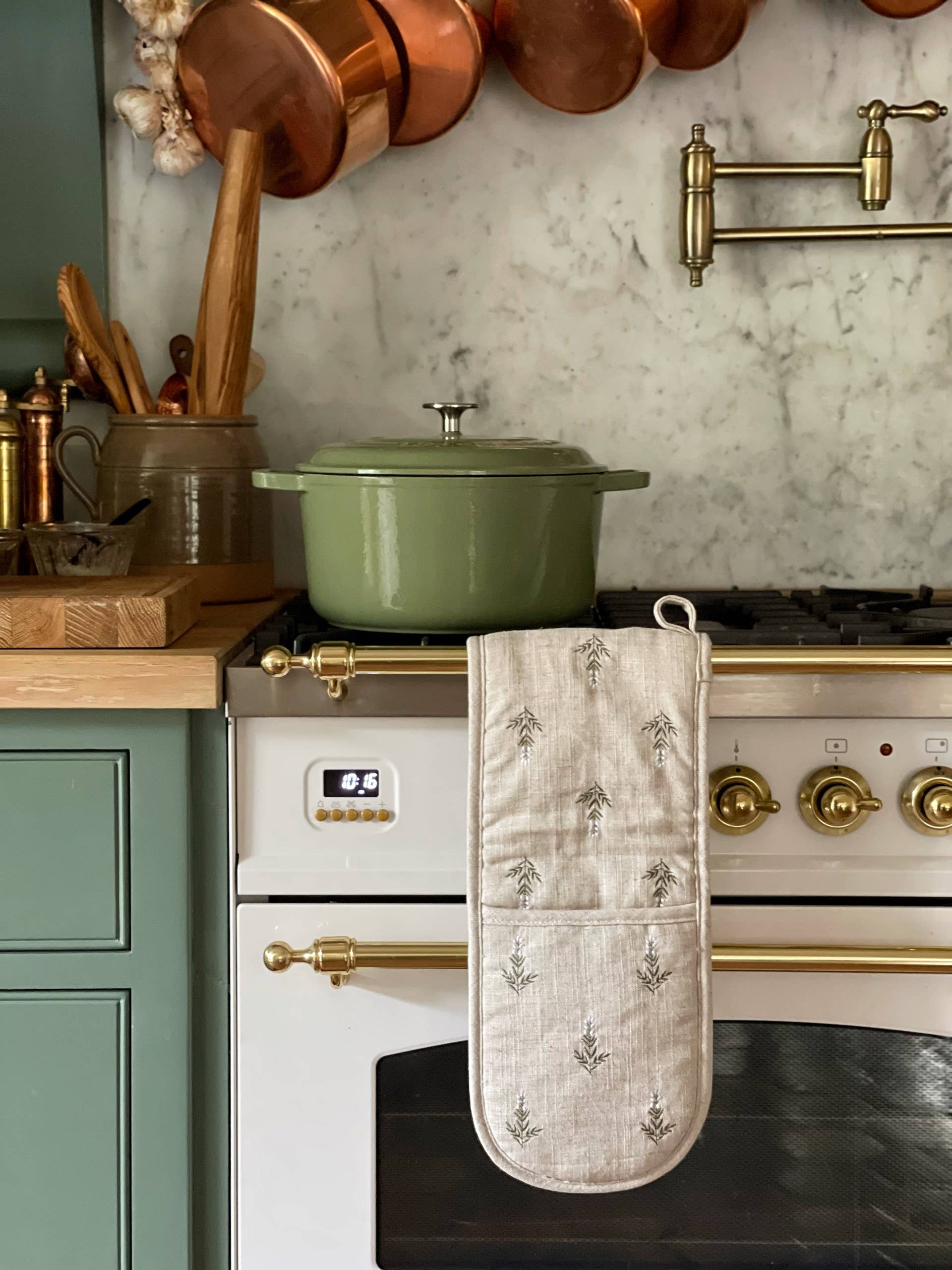 Vivi et Margot - Vendita all'ingrosso Guanti da forno/Presine - Presina doppia da forno in lino francese ricamato3