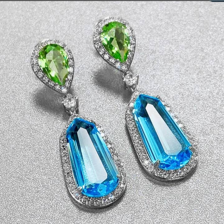 Diamond Veneer Travel Jewelry - Wholesale Dangle Earrings - Aqua Blue Cubic Zirconia Earrings Zirconite.