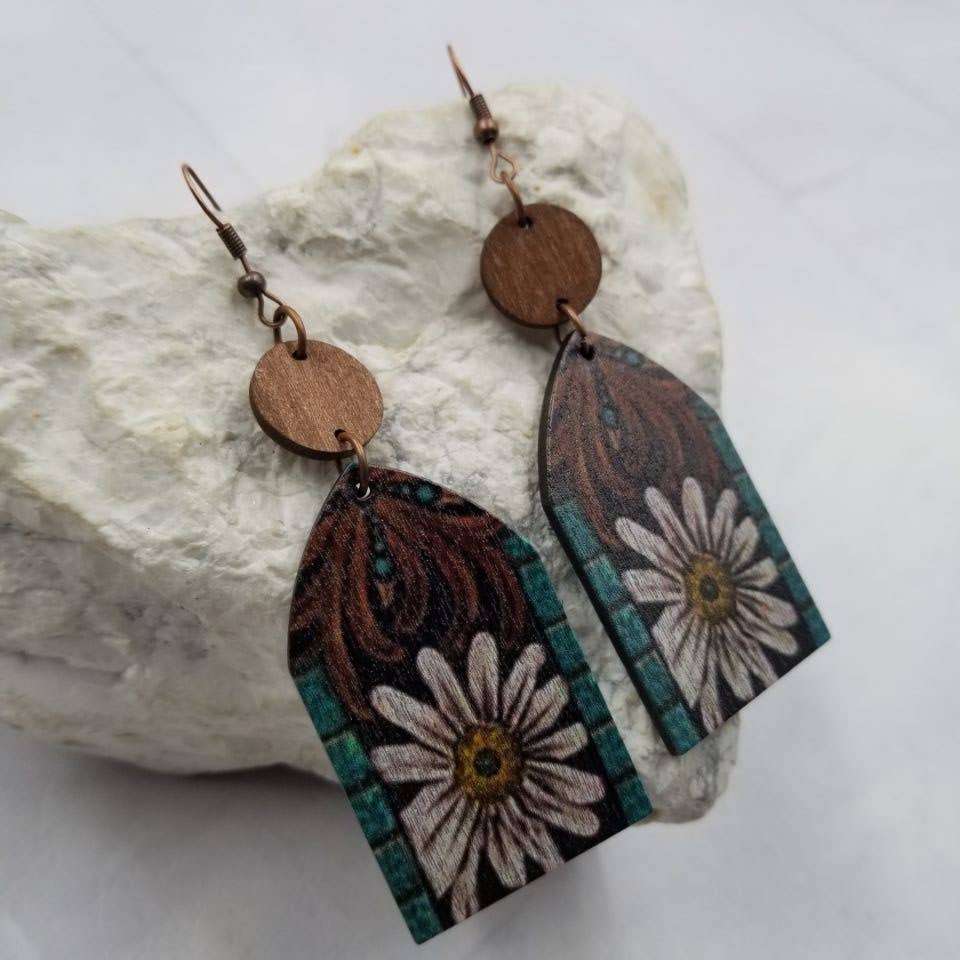 The Pretty Jewellery - Wholesale Dangle Earrings - Boho Hand Painted Flower Wood Earrings1