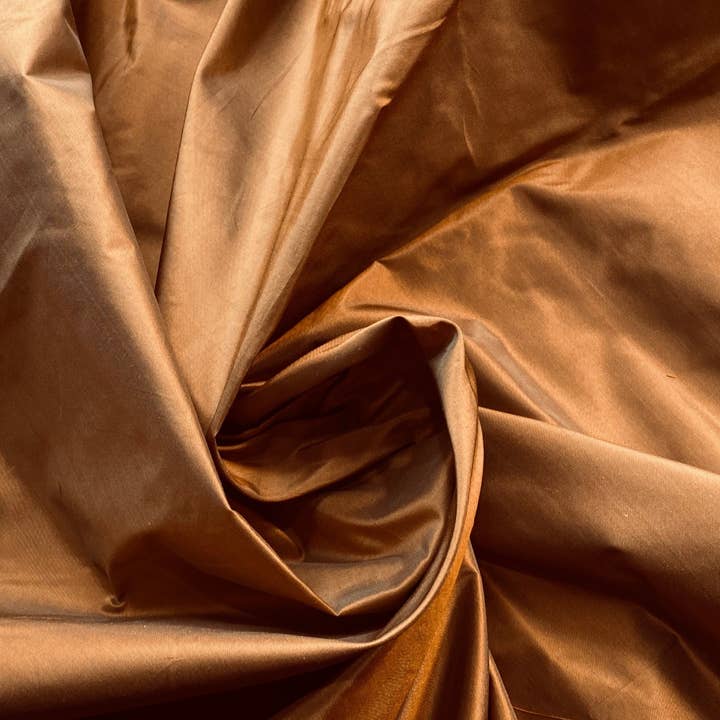 Fancy Styles Fabric – Rolo de tecido por atacado – 1 Yard Remnant - Lady Lisa Designer Tecido de tafetá 100% seda em cobre com iridescência cinza2