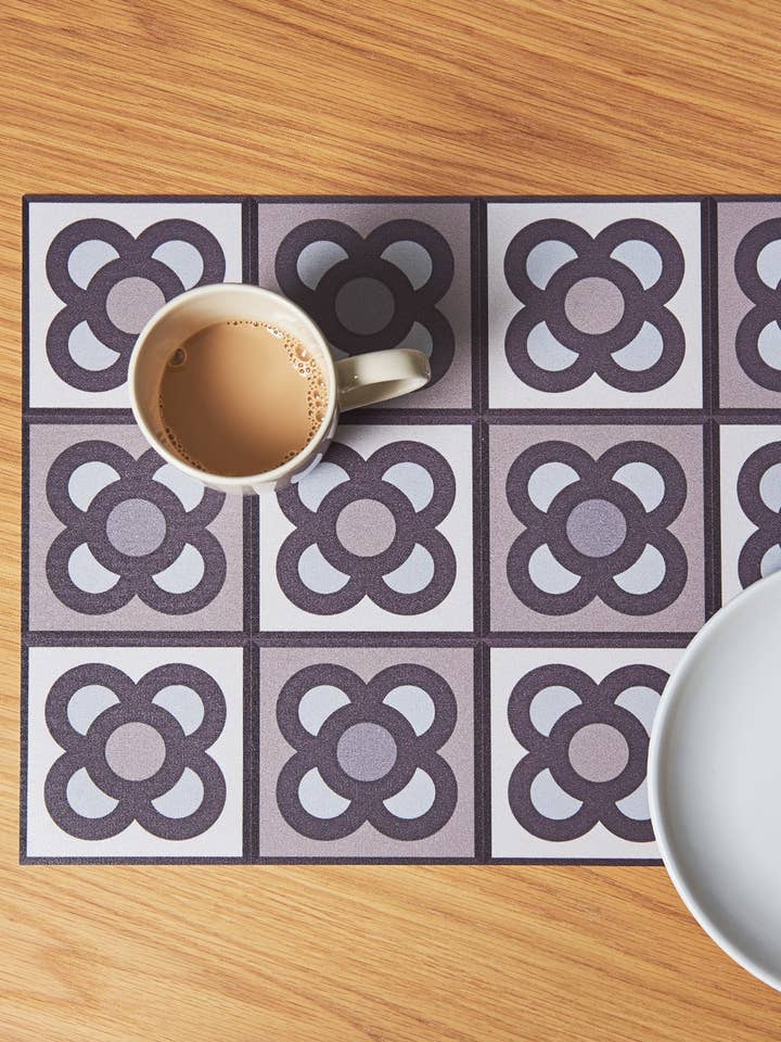 Placemat - Barcelona Easy Grey for wholesale by Mamut Big Design