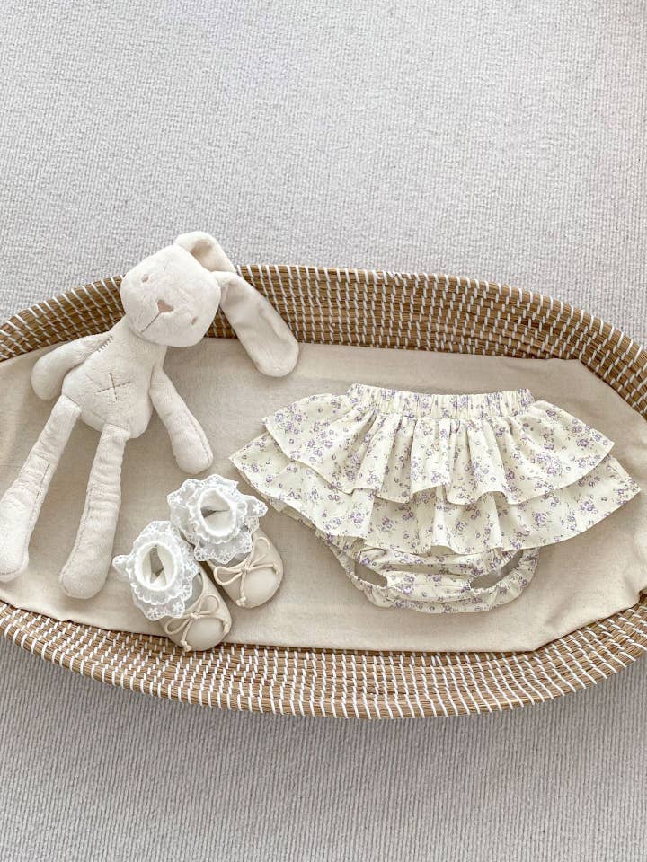 MyKids-USA® - Wholesale Top & Short Set - Kids - Arrival Cute Baby Girls Floral Ruffle Shorts Bloomers3