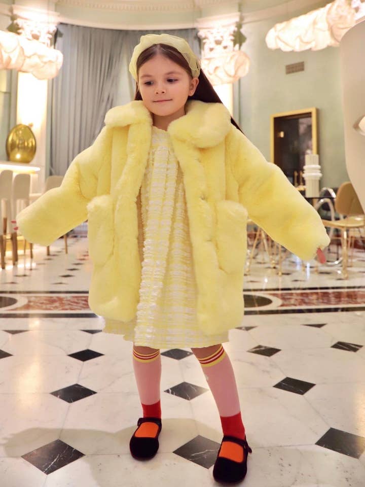 Candy Fur Coat i gul for engroshandel hos IMOIMO KIDS
