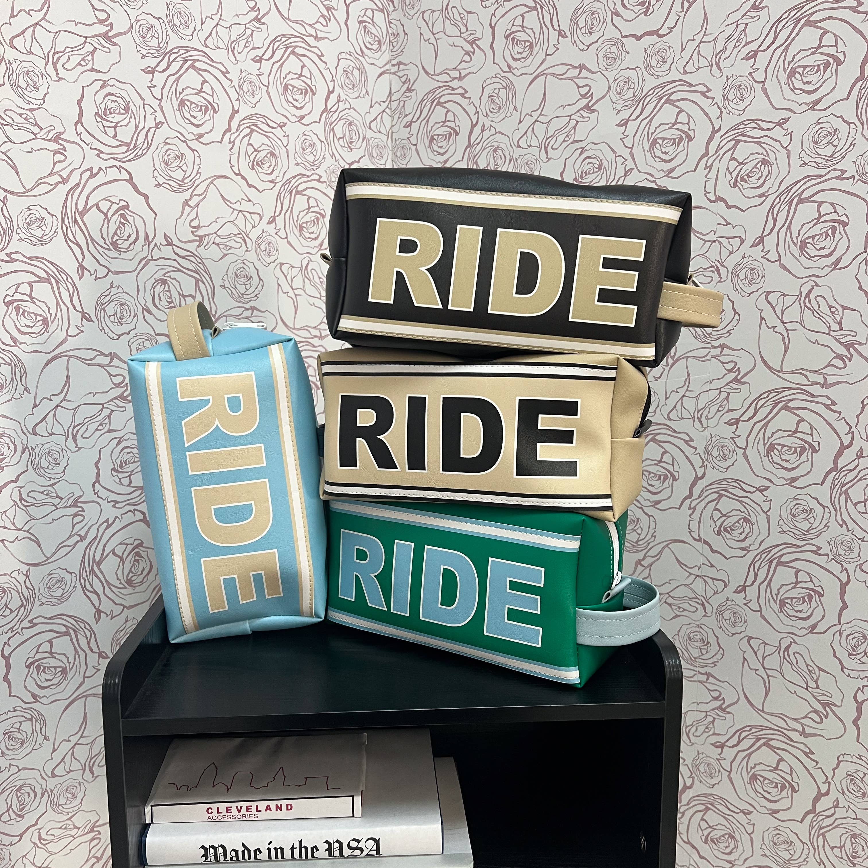 Anne Cate - Wholesale Toiletry Bag - Women's - Custom Dopp Kit Toiletry Bag Travel Bag - Personalized4