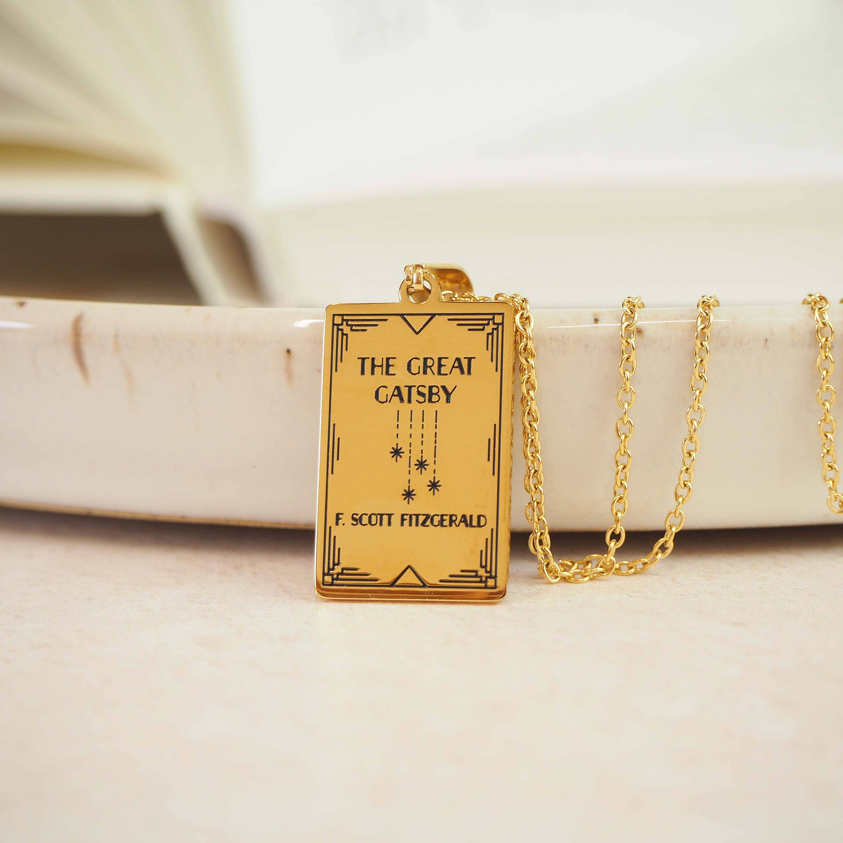 LiteraryEmporium - Wholesale Pendant/Charm Necklace - The Great Gatsby Book Necklace3