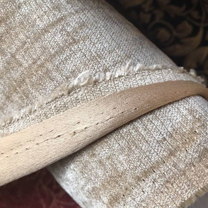 Fancy Styles Fabric - Vendita all'ingrosso Tessuto - SWATCH - Tessuto in ciniglia di velluto di design, beige tortora antico, tappezzeria3