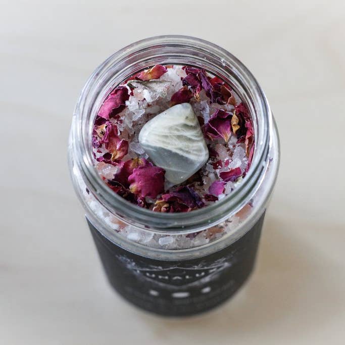 Lunalux Botanicals - Wholesale Bath Soak/Milk - FULL MOON // Rose + Cardamom Bath Soak1