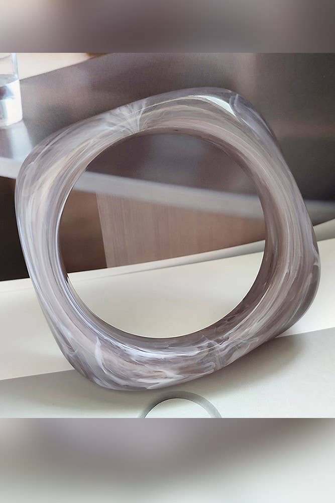 UNISHE – Pulseira por atacado – Pulseira Acrílica Mármore Âmbar ZK17571