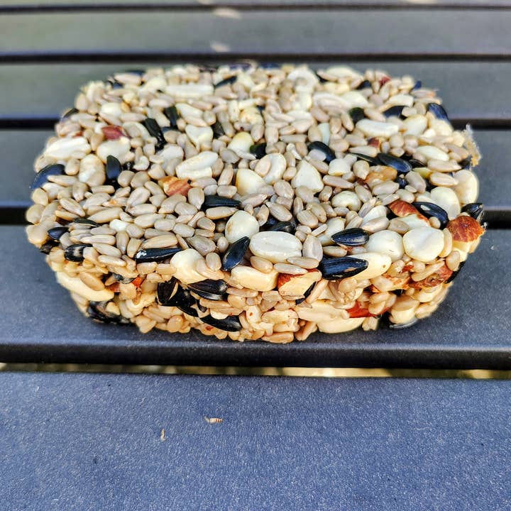 Backyard Tailz - Wholesale Bird Feeder - Birdseed Cake (Chickadee Snack)3