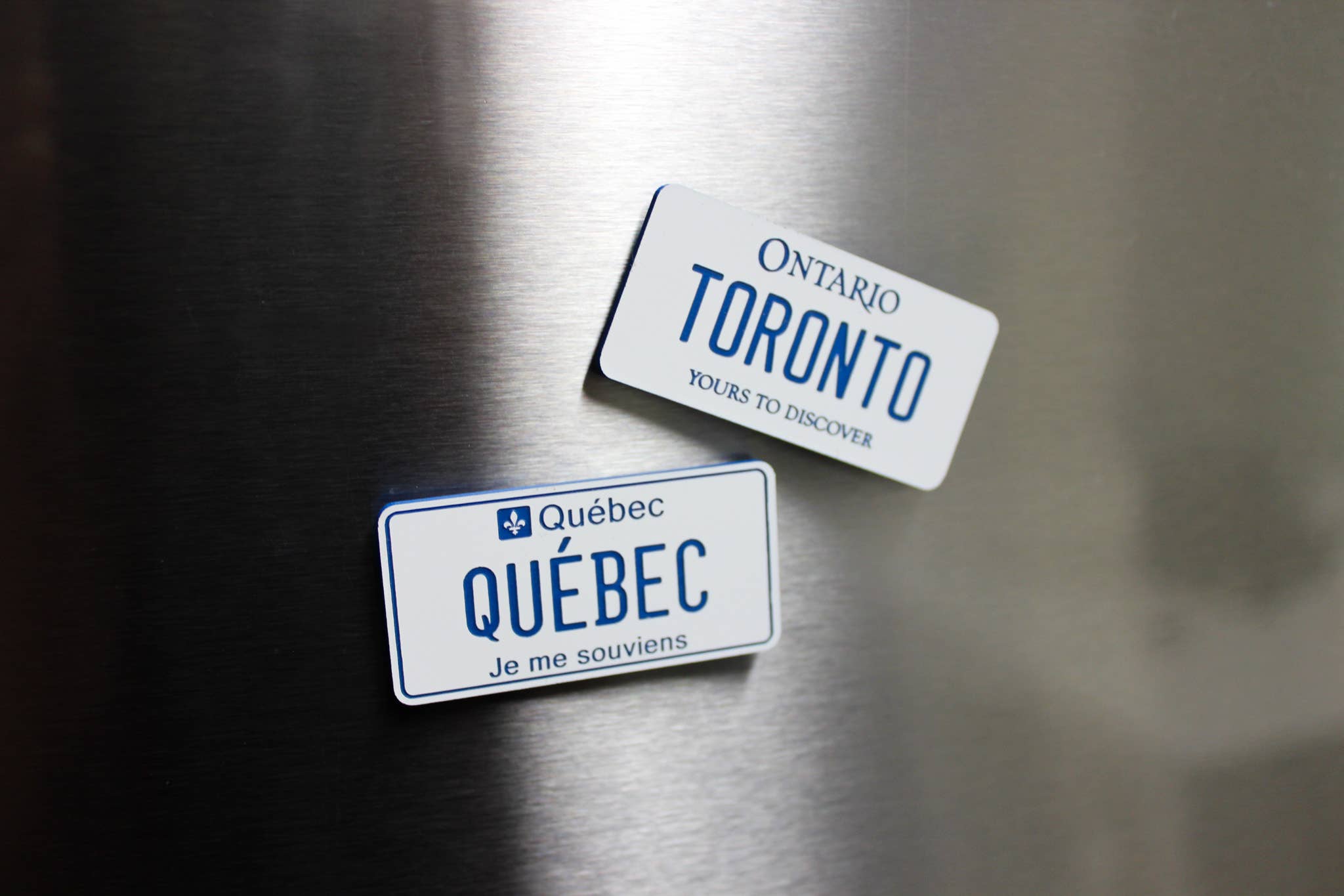 The Laundry Room Shop - Vente Aimants - Magnet en plastique gravé personnalisé et personnalisable - Canada0