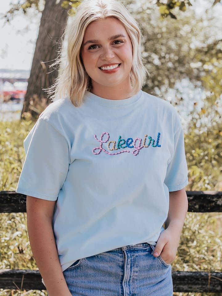 Ringspun Chain Font Short Sleeve in Powder for wholesale by Lakegirl