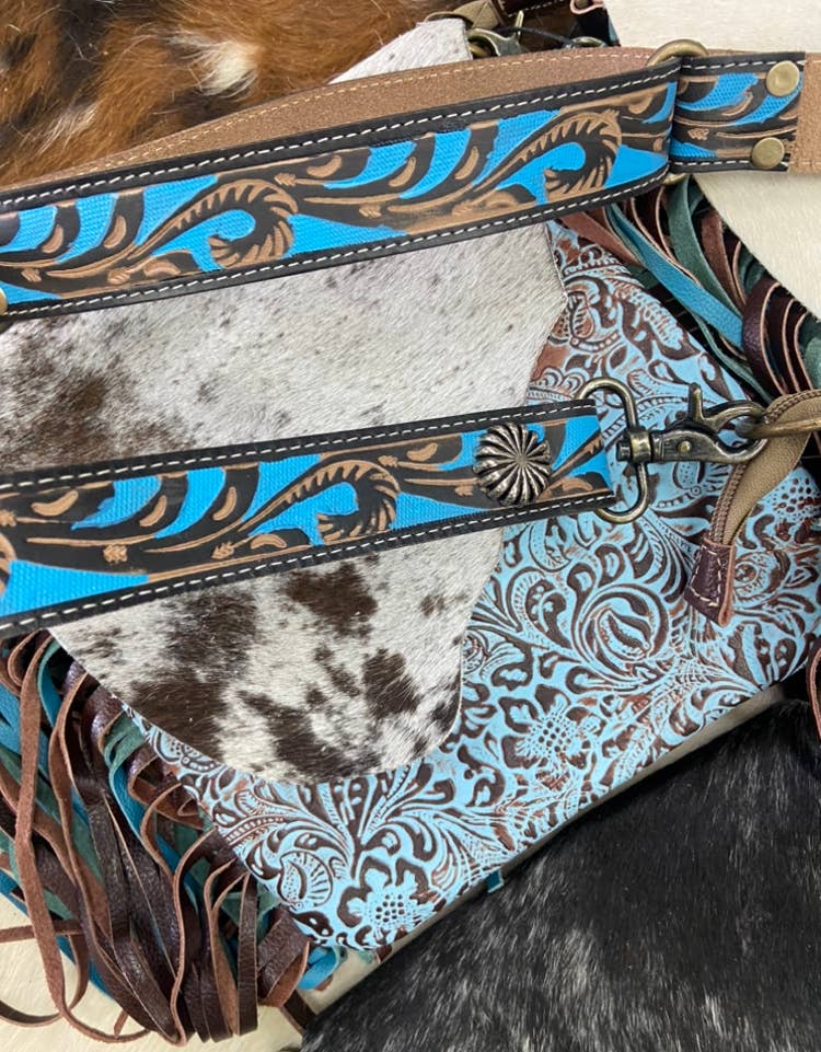 Texas Western Cowhide Bags and More - Vente Sac à bandoulière – femme - Sac western à franges en cuir de vachette usiné Myra - Sac à bandoulière3