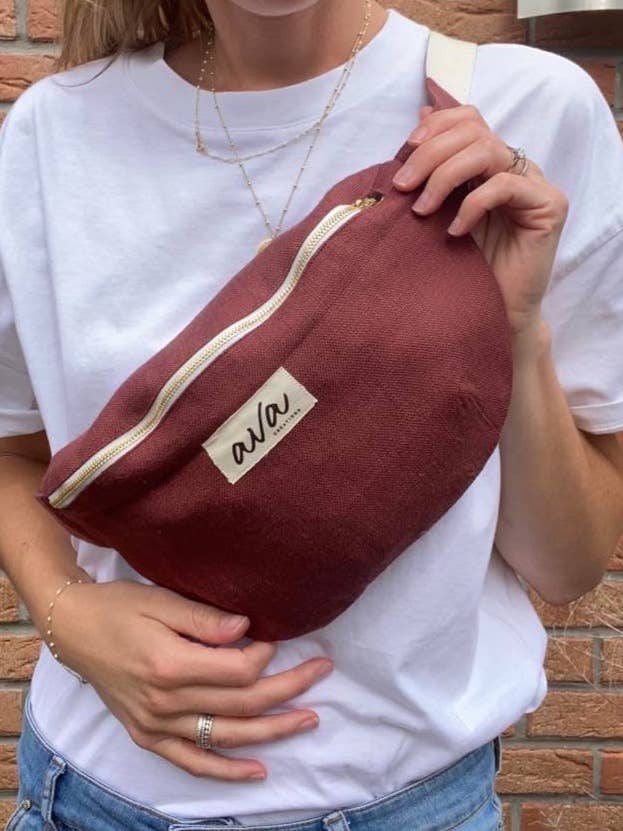 Marsupio in lino francese per la vendita all'ingrosso da parte di AVA Créations