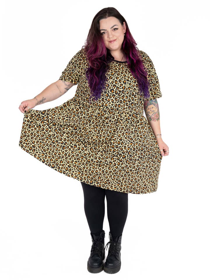 Rebel Romance - Wholesale Dress – Women's - Rebel Romance Classic Leopard Stretch Smock Dress24