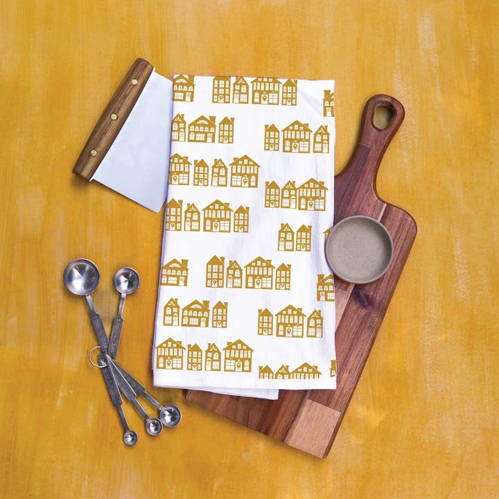 Muse Textiles - Wholesale Tea Towel - Tea Towel in Holiday Houses, Cotton10