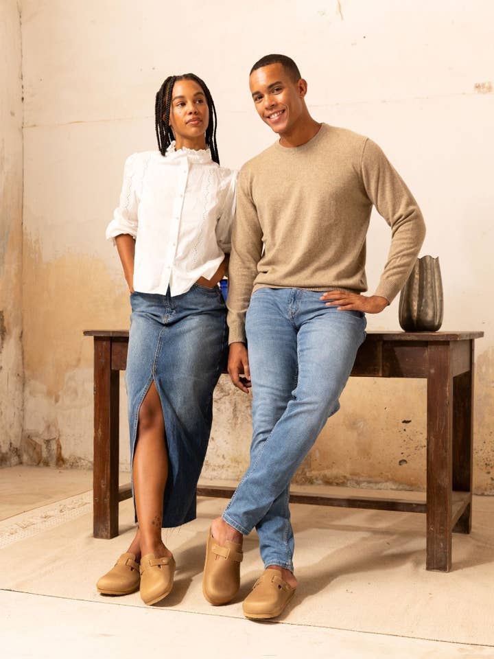 GENUINS - Wholesale Mules - Women's - RIVA OILED LEATHER CLAY UNISEX