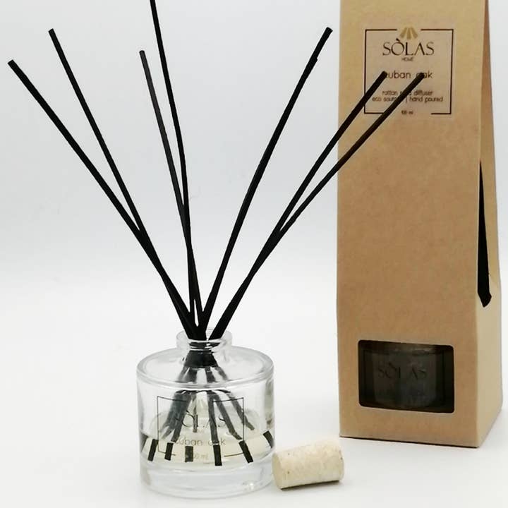 Diffuseur à roseaux en chêne cubain 100 ml pour la vente par SÒLAS Home