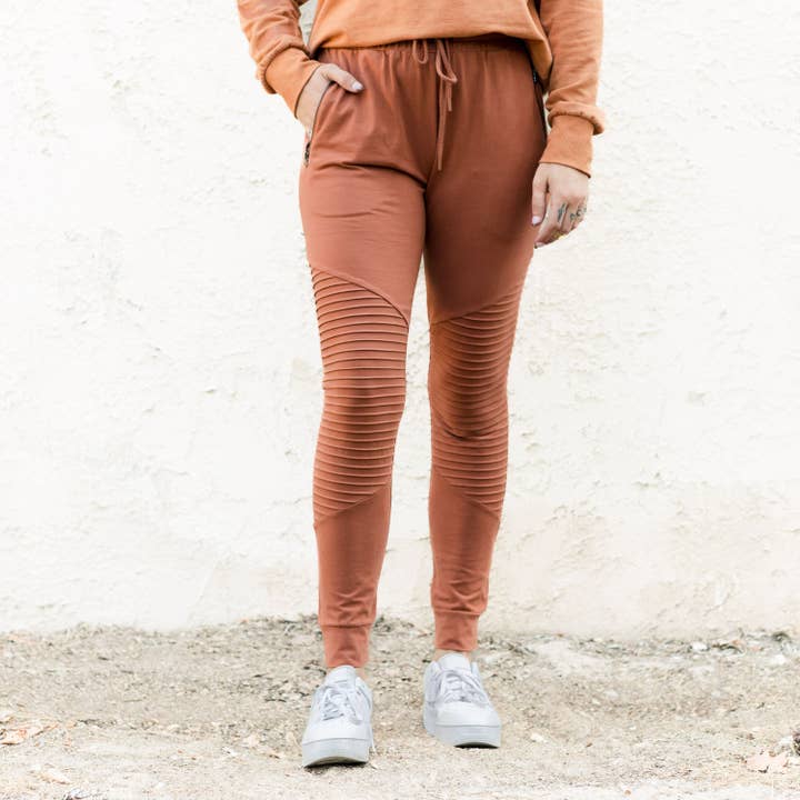 Splendid Iris Threads - Wholesale Athletic Sweatpants/Joggers - Women's - Samantha Fitted Jogger