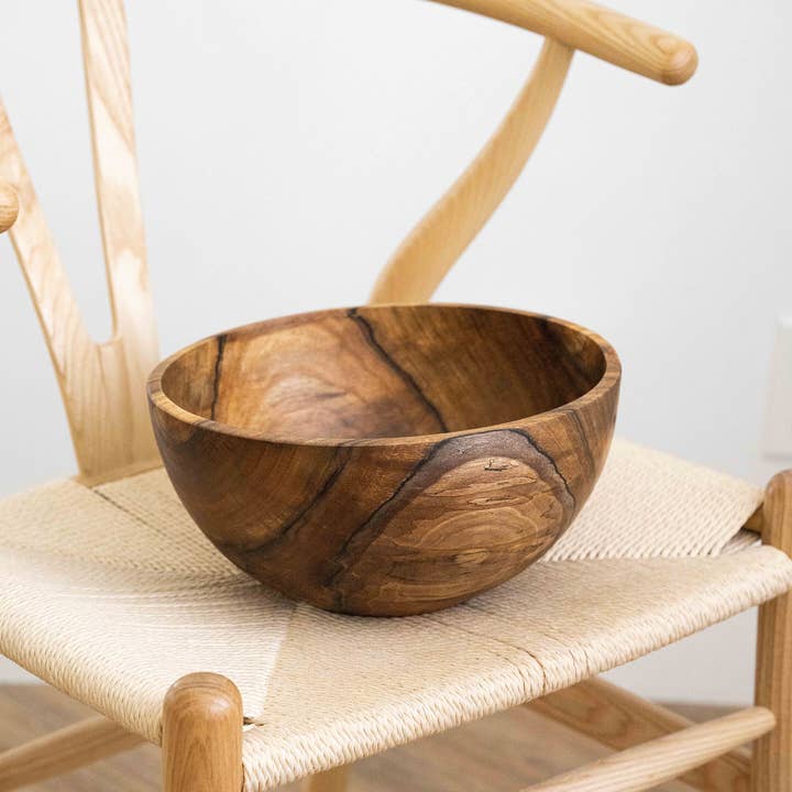 Creating Comfort Lab - Vente Corbeille de fruits - Grand bol à fruits en bois de noyer sculpté à la main3