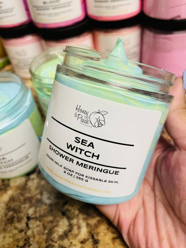 Douche Meringue voor wholesale door Honey + Peach Studios