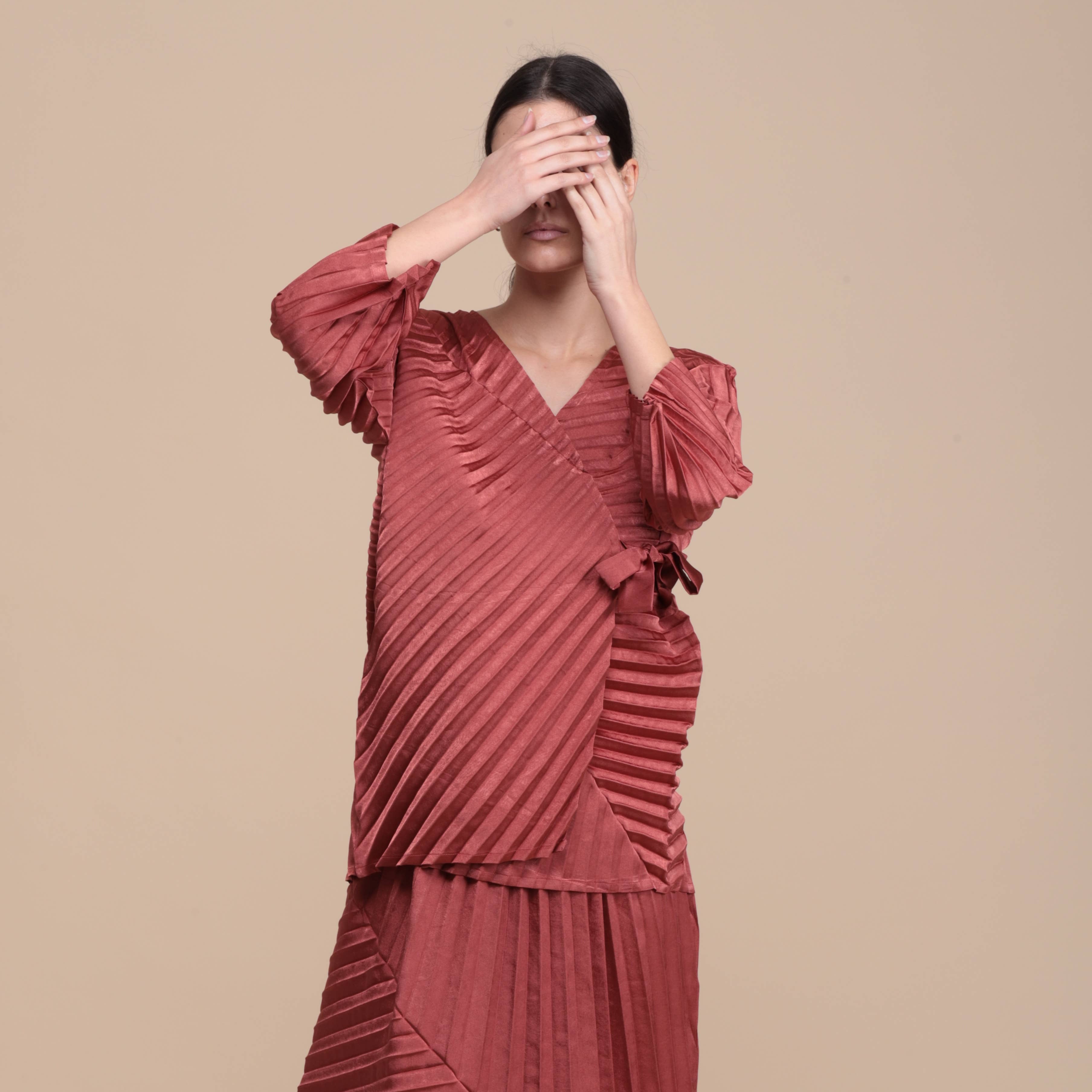 ÊKÔ - Maison d'Art Porté - Vendita all'ingrosso Kimono - Donna - Il Kimono - mattone1