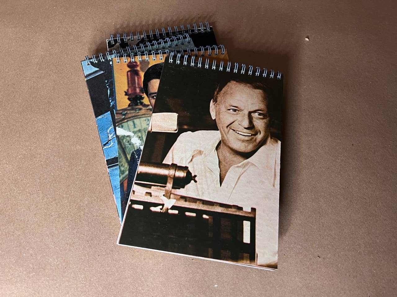 Tunes Company - Wholesale Kladblok - Albumhoes Steno-blokken0