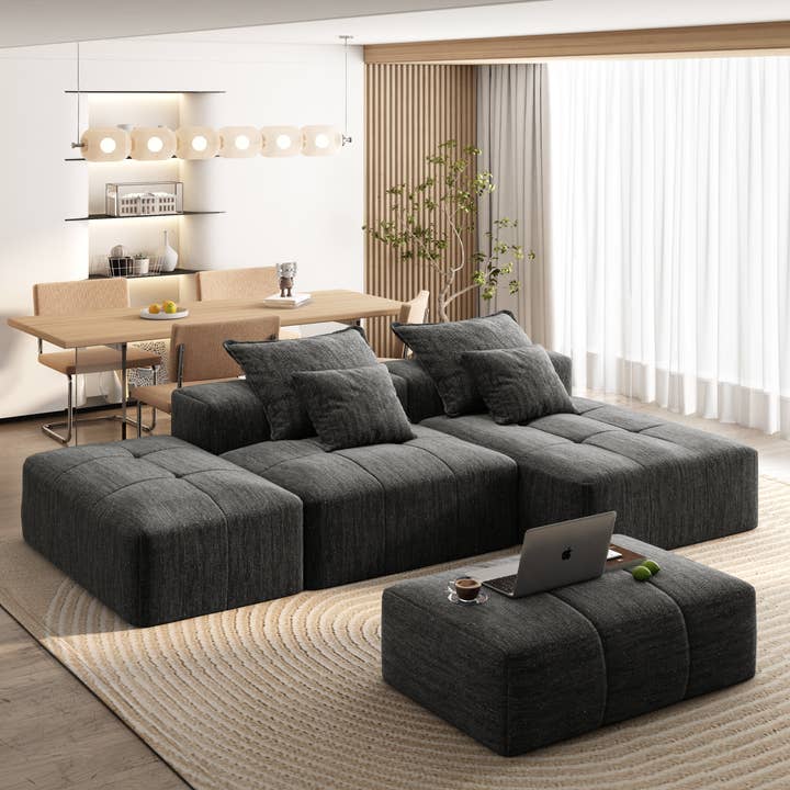 Canapé d'angle modulaire surdimensionné avec ottomane et 4 coussins pour la vente par HOMYCASA DESIGN INC