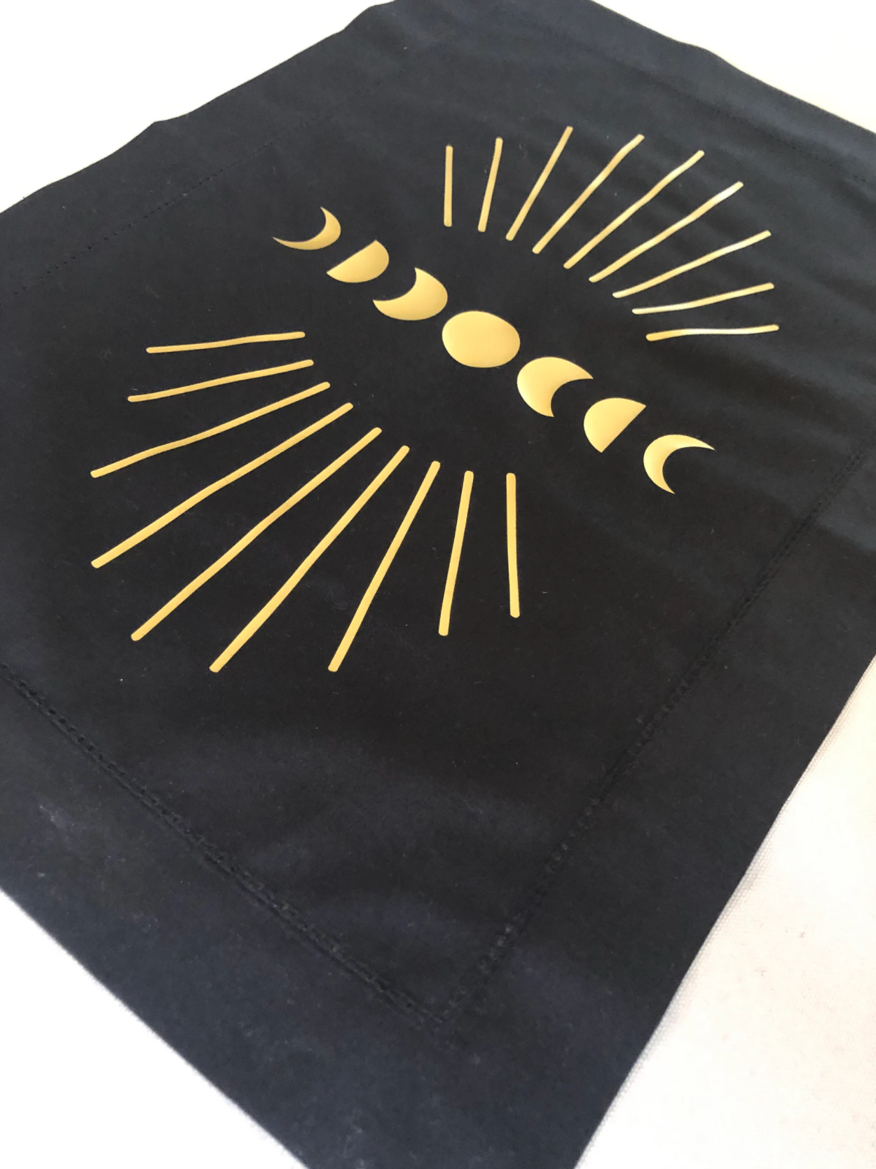 Wishcraft Goods – wholesale Tapestry/textile – Mystic Moon Burst Altar Cloth2