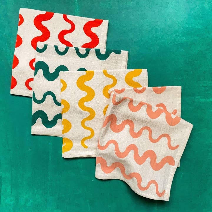 Bright Beige - Vente Serviettes de table en tissu - Serviettes en coton imprimées à la main à rayures ondulées, lot de 47